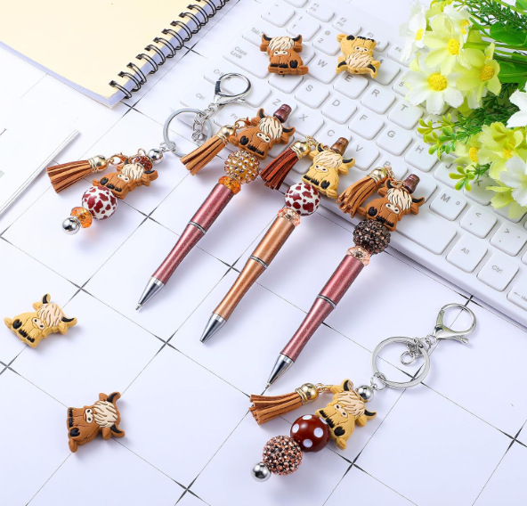 Highland Cow Beaded Keychain